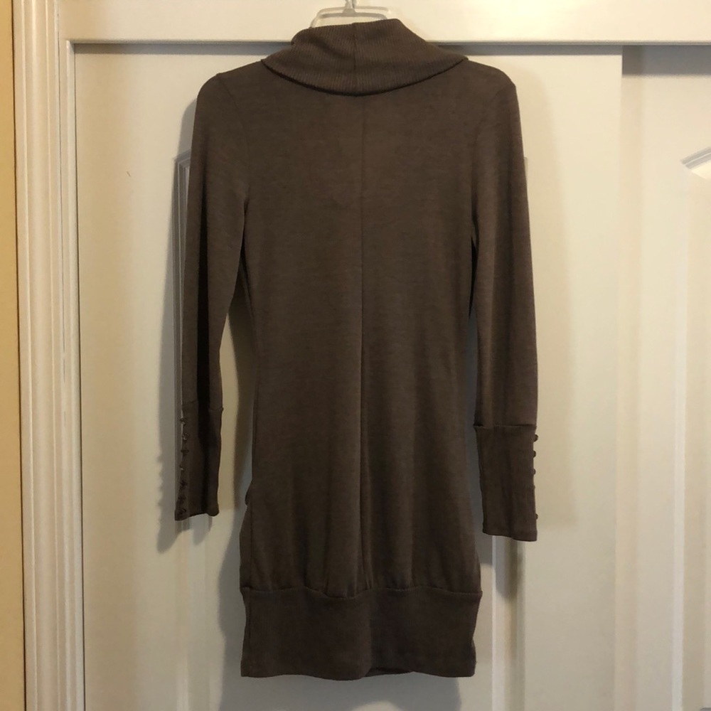 Top/Dress - Picture 2 of 2